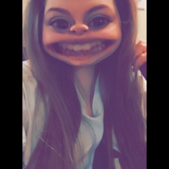 Meet your Posher, Sarah - Picture 1 of 1